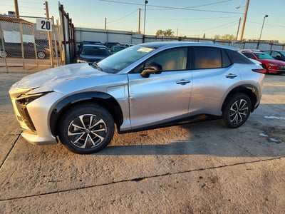 JTJABABB1RA****** 2024 Lexus RZ 300e