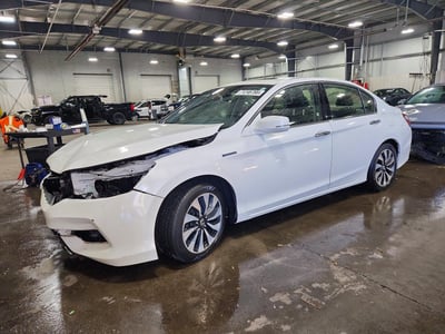 JHMCR6F5XHC****** 2017 Honda Accord Hybrid