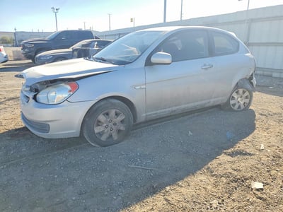 KMHCM3ACXAU****** 2010 Hyundai Accent