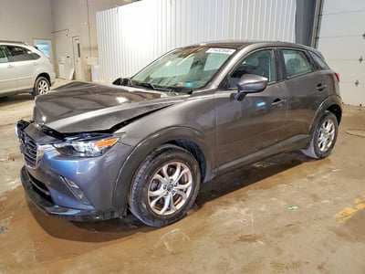 JM1DKFB7XJ1****** 2018 Mazda CX-3