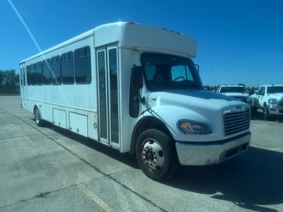 4UZADSDT6FC****** 2015 Freightliner S2c 106
