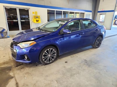 2T1BURHE6FC****** 2015 Toyota Corolla