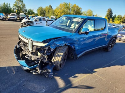 7FCTGAAA9PN****** 2023 Rivian R1T