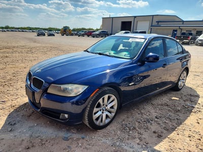 WBAPH7C54BE****** 2011 BMW 3 Series