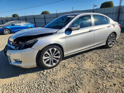1HGCR2F52EA****** 2014 Honda Accord