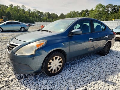 3N1CN7APXHL****** 2017 Nissan Versa