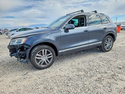 WVGEF9BP8GD****** 2016 Volkswagen Touareg