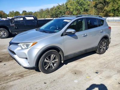 2T3RFREV3HW****** 2017 Toyota RAV4
