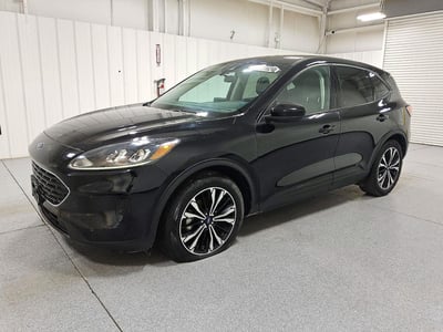1FMCU0G61NU****** 2022 Ford Escape