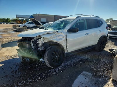 5N1AT2MV6JC****** 2018 Nissan Rogue