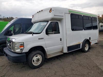 1FDEE3FS3HD****** 2017 Ford E-350