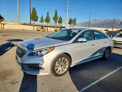 5NPE34AF7HH****** 2017 Hyundai Sonata
