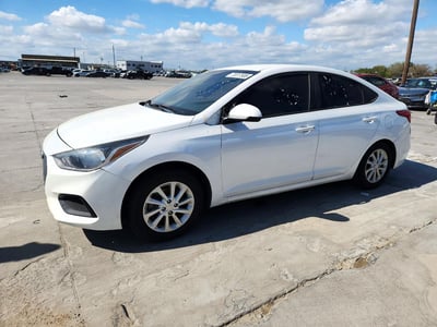 3KPC24A3XJE****** 2018 Hyundai Accent