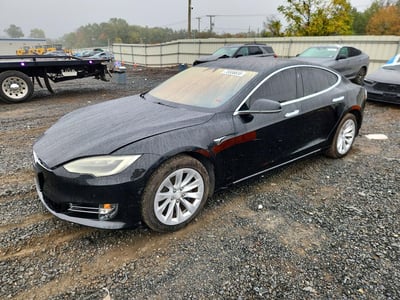 5YJSA1E11HF****** 2017 Tesla Model S