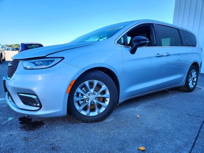 2C4RC1GG9TR****** 2026 Chrysler Pacifica
