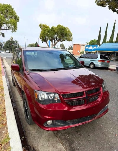 2C4RDGEG3KR****** 2019 Dodge Grand Caravan