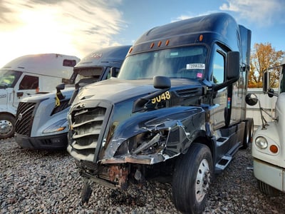 3AKJHHDR2LS****** 2020 Freightliner Cascadia 126