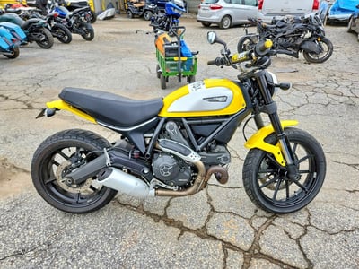 ML015ANM7GT****** 2016 Ducati Scrambler 800