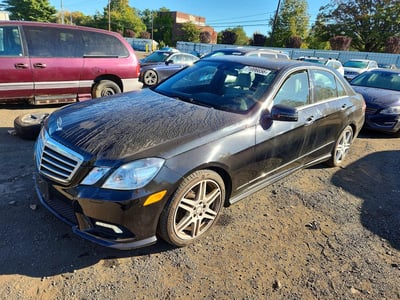 WDDHF8HB4BA****** 2011 Mercedes-Benz E-Class