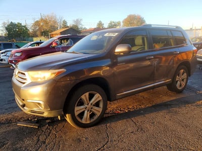 5TDDK3EH4CS****** 2012 Toyota Highlander