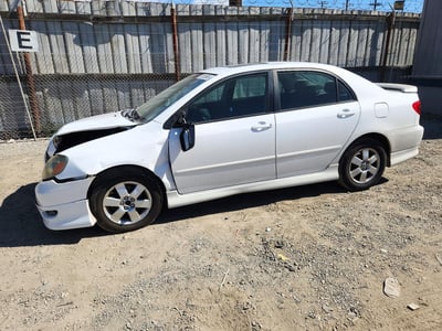 2T1BR32E47C****** 2007 Toyota Corolla