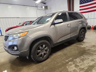 5XYKT3A10BG****** 2011 Kia Sorento