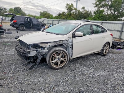 1FADP3J27GL****** 2016 Ford Focus