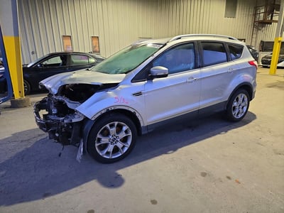 1FMCU9J9XGU****** 2016 Ford Escape
