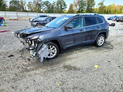 1C4PJLCS5HW****** 2017 Jeep Cherokee