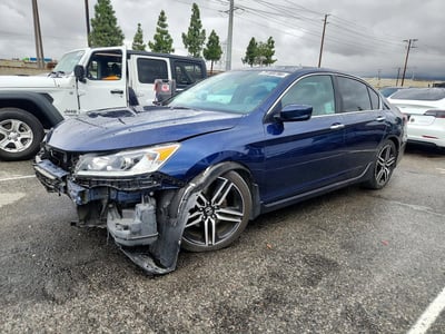 1HGCR2F57GA****** 2016 Honda Accord