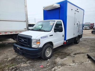 1FDWE3FK0PD****** 2023 Ford E-350