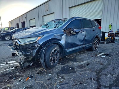 7FARW2H90JE****** 2018 Honda CR-V