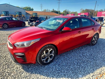 3KPF24AD0KE****** 2019 Kia Forte