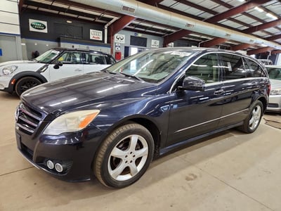 4JGCB6FE5BA****** 2011 Mercedes-Benz R-Class