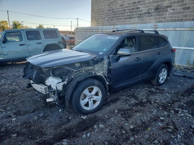 5TDBZRBH1MS****** 2021 Toyota Highlander