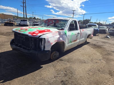 1GCNKNEH3JZ****** 2018 Chevrolet Silverado