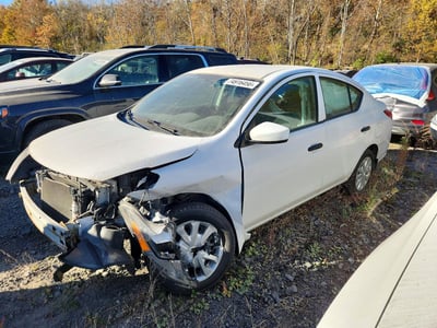 3N1CN7AP7KL****** 2019 Nissan Versa