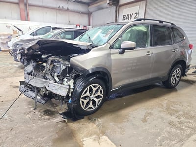 JF2SKAJC7LH****** 2020 Subaru Forester
