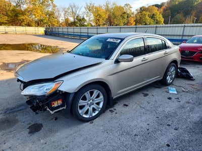 1C3CCBAB6DN****** 2013 Chrysler 200