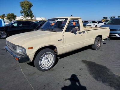 JT4RN44D2D1****** 1983 Toyota Pickup