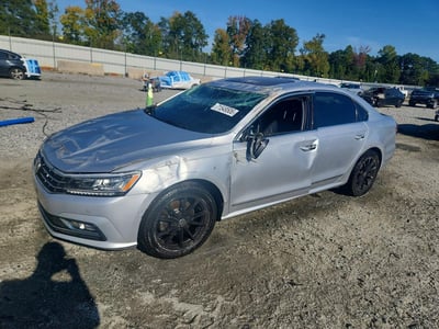 1VWCA7A31JC****** 2018 Volkswagen Passat
