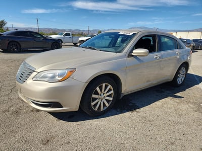 1C3CCBBB2DN****** 2013 Chrysler 200