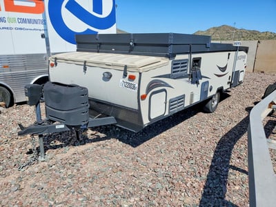 4X4CPRW17HD****** 2017 Forest River Premier