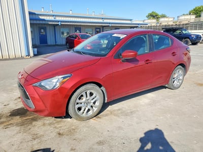 3MYDLBYV1JY****** 2018 Toyota Yaris