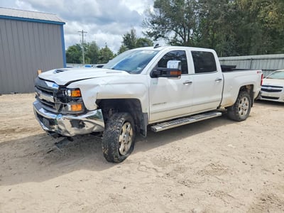 1GC1KWEY9JF****** 2018 Chevrolet Silverado