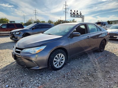 4T1BF1FK2GU****** 2016 Toyota Camry