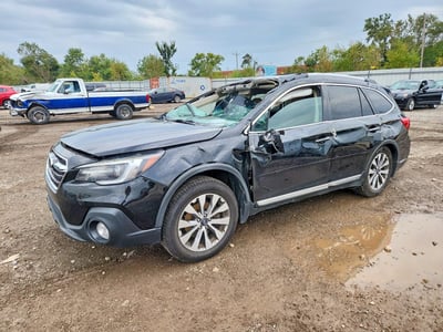 4S4BSETC4J3****** 2018 Subaru Outback