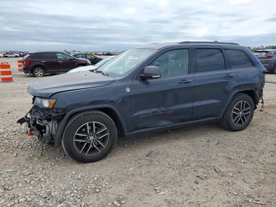 1C4RJFLG4JC****** 2018 Jeep Grand Cherokee