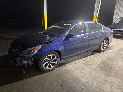 1HGCR2F05GA****** 2016 Honda Accord