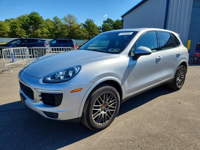 WP1AA2A25JK****** 2018 Porsche Cayenne